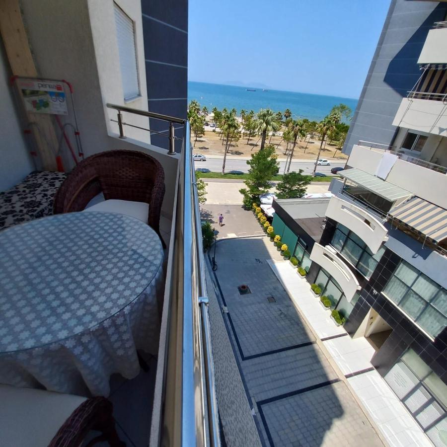 Lungo Mare & Luxury Apartments Vlore Exterior photo