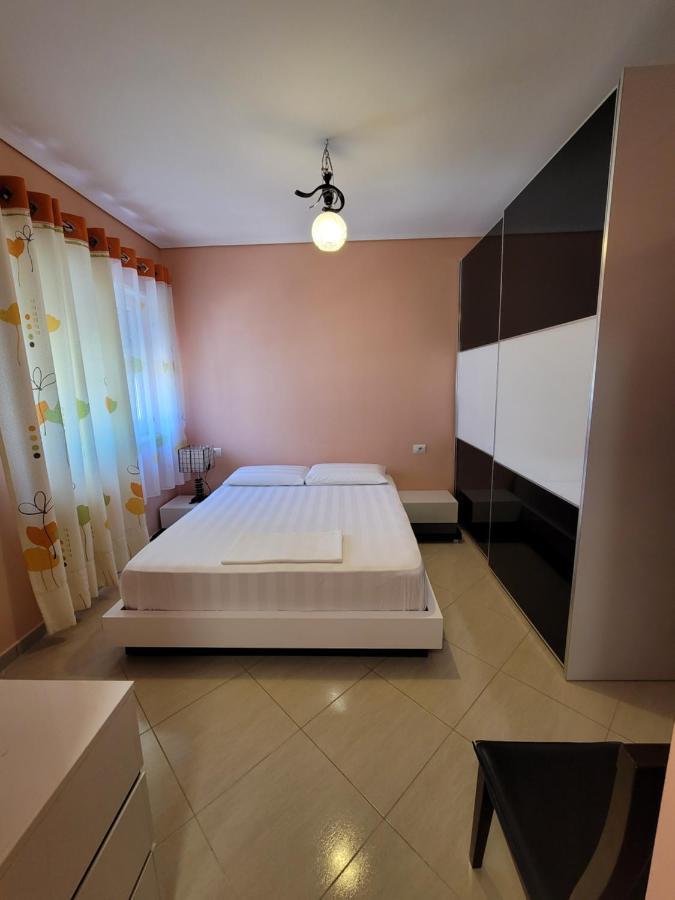 Lungo Mare & Luxury Apartments Vlore Exterior photo